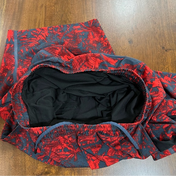 Lululemon Pace Breaker Lined Shorts 9" Size Medium - Picture 4 of 6